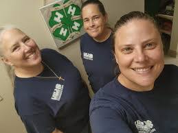 Stephany Lewis's Instagram, Twitter & Facebook