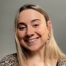 I am delighted to share my graduation from the University of York with a  degree in Politics with International Relations, achieving a 2:1! Following  in my dad's footsteps as part of the