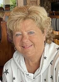 Wendy Hart's Instagram, Twitter & Facebook