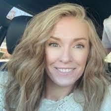 Heidi Elder's Instagram, Twitter & Facebook