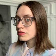 Adrianna Boyer's Instagram, Twitter & Facebook