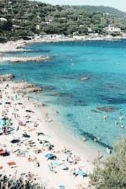 With 115 km (71 miles) of coastline, the côte d'azur is synonymous with its legendary beaches (plages in french). Most Beautiful Beaches French Riviera Cote Dazur Cap Taillat French Riviera France Photography France Travel