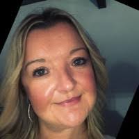 Vicky Ponder's Instagram, Twitter & Facebook