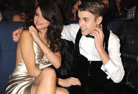 A place for fans of justin bieber and selena gomez to watch, share, and discuss their favorite videos. Selena Gomez And Justin Bieber Reportedly Started Couples Therapy Because Of Hailey Baldwin Glamour