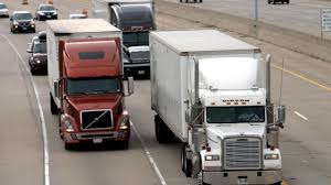 Trucker's income is affected by cdl, experience, the state you work in, or the company you work for. Can A Truck Driver Make 100k A Year 33 Great Ideas