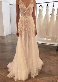 Dreamy Romantic Wedding Dresses You Ll Fall In Love Dream Wedding Dresses Wedding Gowns Wedding Attire