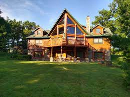 Vacation rentals available for short and long term stay on vrbo. Luxury Lodge On Castle Rock Lake Cabins For Rent In Mauston Wisconsin United States