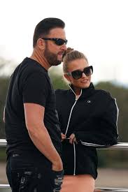 Nach monatelangem suchen hat dieter bohlen mit seiner jury den nächsten superstar. Total Verpixelt So Ist Michael Wendler Bei Dsds Zu Sehen Promiflash De