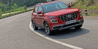 Into this fray enters the 2020 hyundai venue, which slides below the similarly small kona in hyundai's suv lineup. Hyundai Venue Review Fiery Red Gaadikey