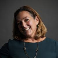 1900+ "Lynda" profiles