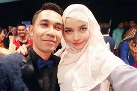 Dia juga turut hadir bersama kakak dan ibunya joy revfa juga menganggap hafiz hamidun tidak layak untuk bergelar suami dan bapa kepada anaknya kerana tidak mampu memberikan nafkah batin. Joy Revfa Mohon Jangan Dengar Mana Mana Pihak Media Hiburan