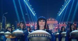 وينقل الموكب التاريخي 22 مومياء ملكية تنتمي إلى عصر الأسرة الـ 17 و18 و19 و20، من بينها 18 مومياء. 2 Jko1 V7xymem