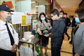 Vũ đức đam chống dịch. Pho Thá»§ TÆ°á»›ng VÅ© Ä'á»©c Ä'am Kiá»ƒm Tra Cong Tac Phong Chá»'ng Dá»‹ch Covid 19 Baotintuc Vn