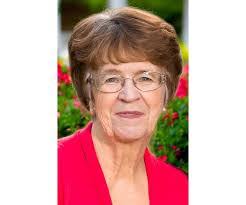 Linda Murdock's Instagram, Twitter & Facebook