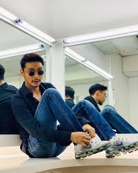 Lebih manis, mimi turut berkongsikan di insta story hadiah istimewa yang diterima daripada syafiq. Awak Sangat Helok Komen Mimi Lana Pada Foto Syafiq Kyle Buat Ramai Panas Kisah Dunia