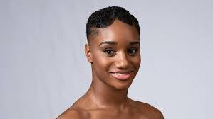 Rena Peak's Instagram, Twitter & Facebook