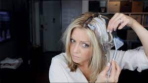 Do not place lowlights on the top of your head like highlights. Diy At Home Lowlights Done Right Youtube