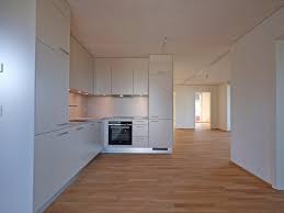 Modernes bad mit doppellavabo, fenster, wm/t, separates wc mit fenster, sep. Harry Gugger Studio Erste Wohnungen Am Hirtenweg Fertig Architekturbasel