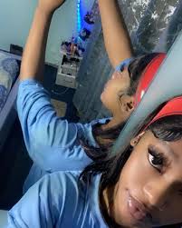 My blood 🩷🌚🤍