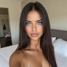 🤴👀❤️💐🌹🥀