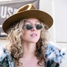 Classic Oval Vintage 90s Sunglasses