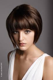 C'est l'une des coupes courtes les plus populaires du moment. Carre Plongeant Les 100 Plus Beaux Modeles Pour S 039 Inspirer