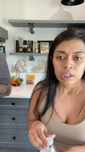 Sheila Carmen's Instagram, Twitter & Facebook