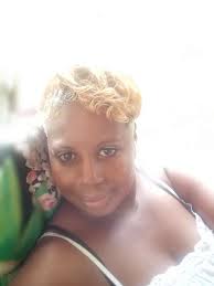 I just want to relax with old school music bless my ears