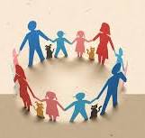 ‫العلاج الأسري باللعب والمهارات الوالديّة للدخول إلى عالم الطفل ...‬‎