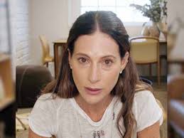 Walkers: #CrispIN or #CrispOUT • Ads of the World™