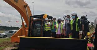 Jadi kalau kecelakaan lalu lintas hanya rusak ringan hingga luka ringan yang diancam pidana 6 bulan s/d 1 tahun, maka daluarsanya adalah enam tahun. Naik Taraf Jalan Kuching Samarahan Atasi Masalah Kesesakan Lalu Lintas Sarawak News Network