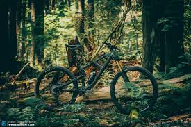 First Ride Review 2020 Rocky Mountain Slayer Carbon 90