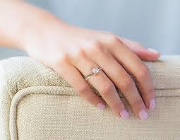 Help her get those perfect pics with these 10 steps to a better engagement ring selfie. 1 Carat Princess Cut Diamond Ring The Definitive Guide Updated