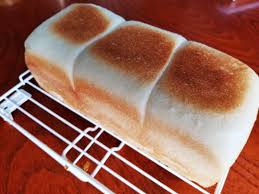 食パンのホワイトラインが太いなぁ…(^_^;) | パクトムブログ