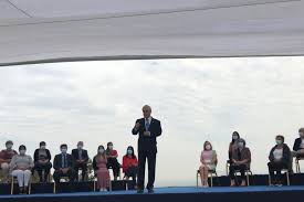 En contraparte, el bono clase media se entregará por un valor de hasta $400.000 y que podrá aumentar dependiendo de la cantidad de menores de edad quienes reciban el bono clase media podrán pedirlo solo en dos ocasiones. 0cb2urc48apgym