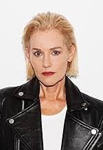 Amy Masterson's Instagram, Twitter & Facebook