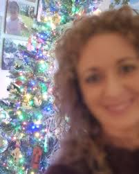 Does anyone else feel like life is running at 100 miles an hour right now?  Don't get me wrong, it's fun… but also tiring! 🤣😍 Between work, family,  lists that never end