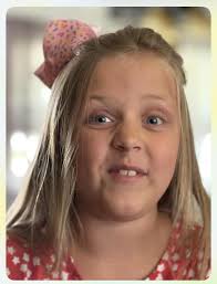 Y'ALL SEE THIS CRAP IT DEFINITELY HER AGAIN MAKING FAKE ACCOUNTS PLAYIN  BEHIND SCREEN WIT NO PROFILE PICTURE HMMM❗