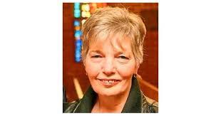 Debra Deluca's Instagram, Twitter & Facebook