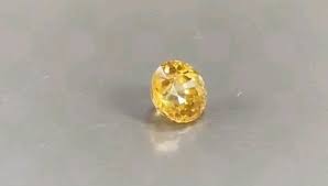 Natural yellow sapphire... For inquiries DM please