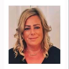 Financial literacy alone doesn't lead to wellness. Groove offers real-time  tools for behavioral change.