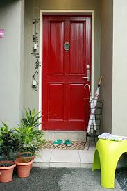 Add life to your entrance by brightening it up with vivid colors. 7 House Entrance Design Ideas