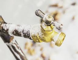 In this video house flipping brothers dave and rich show you how to thaw frozen pipes. Frozen Pipes How To Prevent And Fix This Common Winter Problem Bob Vila