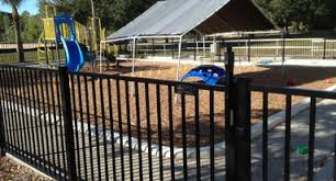 Local areas in north carolina includes holly springs, apex, fuquay varina, cary, raleigh , durham, morrisville, rtp and surrounding triangle area cities with expert fence supply, installation, and. Best 15 Fence And Gate Installers In Fuquay Varina Nc Houzz Uk