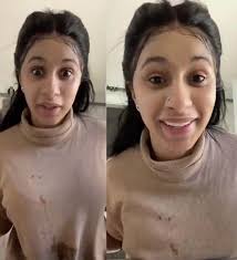 Hey #queenteam, in this video i talk about #cardib and the recent photos of her that surfaced where she is in a scarf and no makeup. 10 Cardi B Without Makeup Looks Have Gone Quite Viral I Fashion Styles