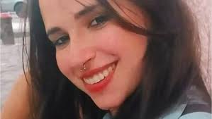 Jovem é baleada na cabeça durante abordagem da PRF no RJ na véspera do  Natal; agentes são afastados