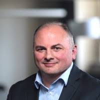 100+ perfiles de «Pajer»