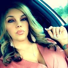 Danielle Macri's Instagram, Twitter & Facebook