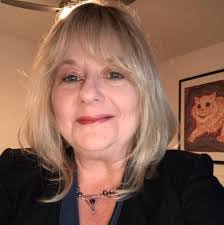 Valerie Bowles's Instagram, Twitter & Facebook