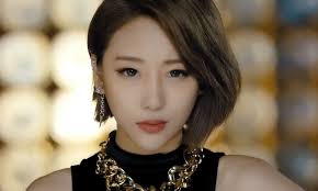 A curious oceanic whitetip shark and a freediving shark angel, julie andersen, played weightlessly… Black Swan S Hyeme Is Accused Of Scamming Over 50m Won From Unidentified Man Sets Instagram Account To Private Allkpop